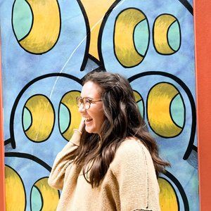 Meet your Posher, Kenzie